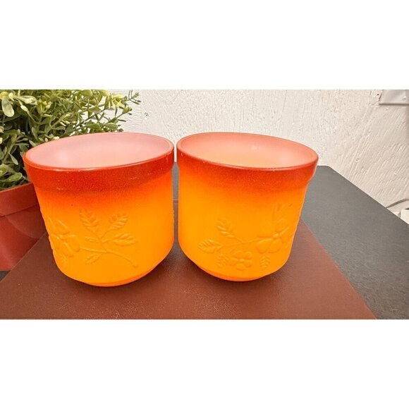 Orange Milk Glass Coffee Mugs with flowers, Mid Century 1950-1960 vintage - Picture 5 of 9